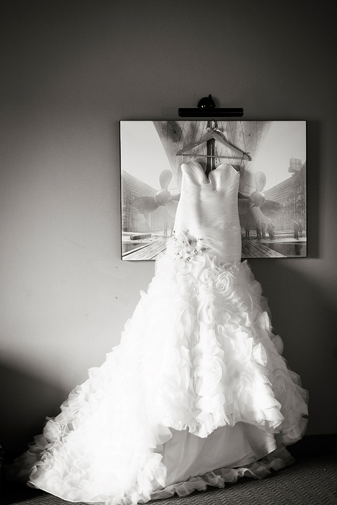 wedding photography the titanic hotel liverpool. Fine art/reportage style wedding photography Cheshire, Merseyside, Uk and Destination weddings