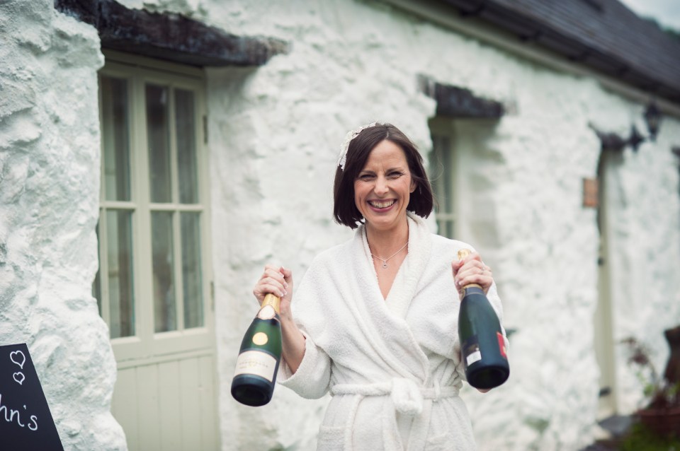 Hafod farm wedding photography. Fine art and reportage wedding photography Cheshire