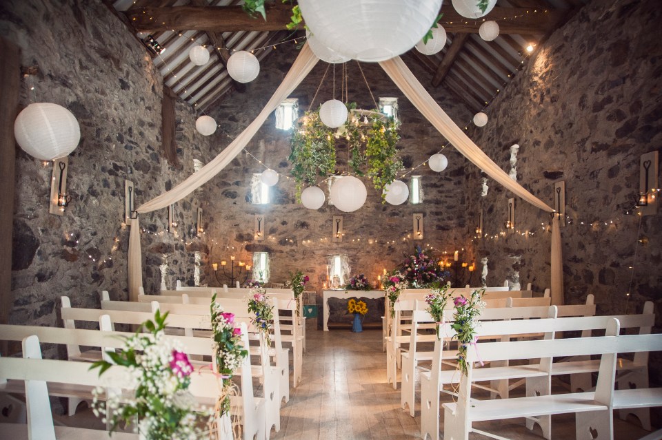Hafod farm wedding photography. Fine art and reportage wedding photography Cheshire