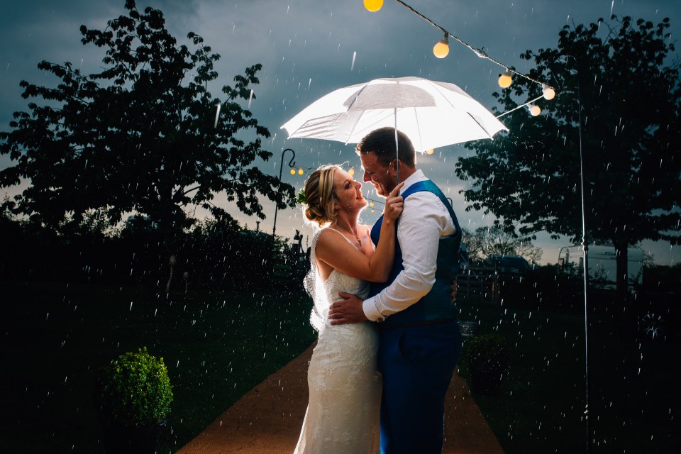 Skipbridge Farm wedding photography - wedding photographer Cheshire, North West